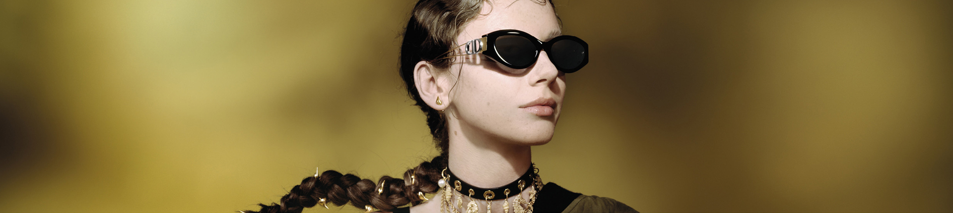 SUNGLASSES