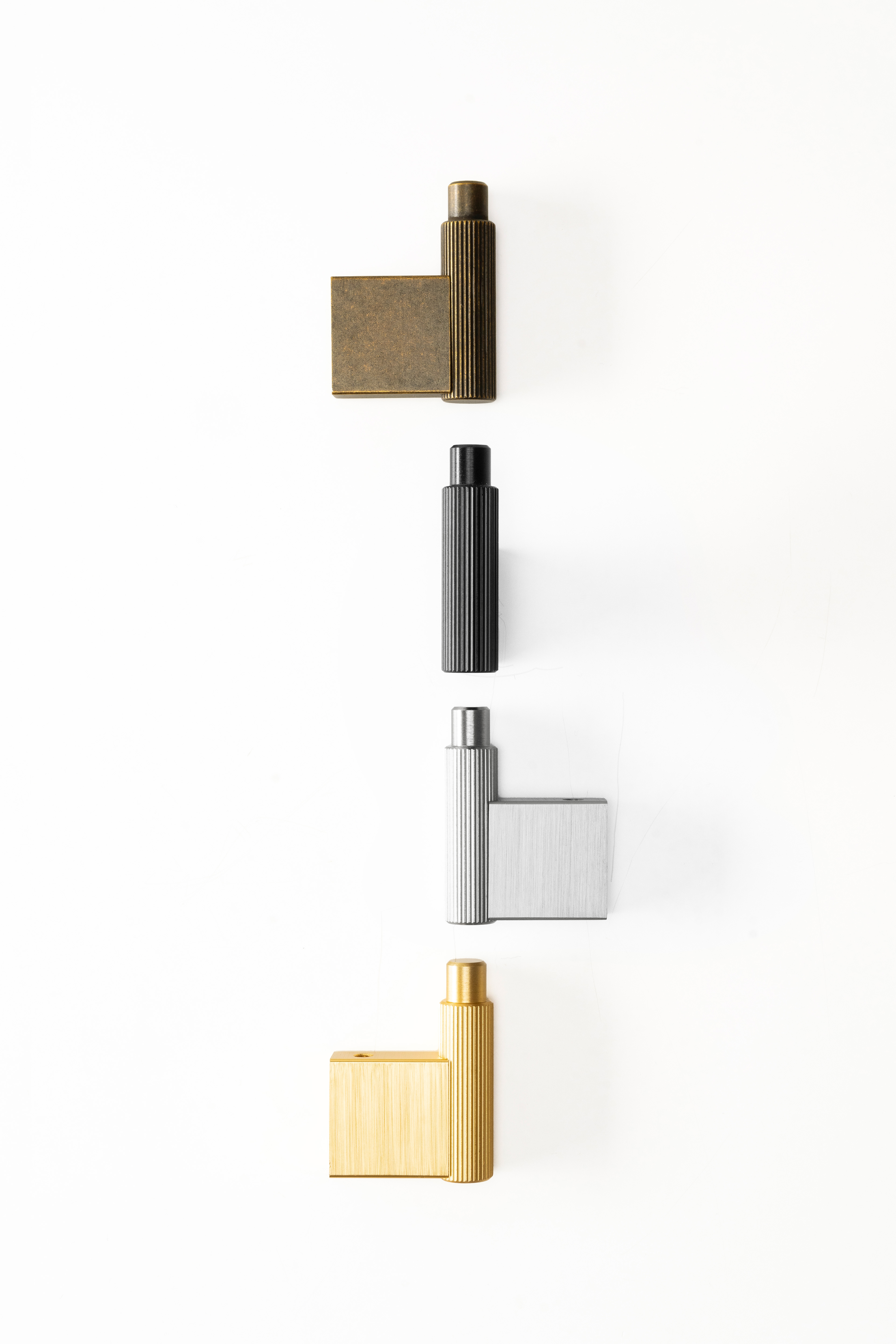Zamak wall hook ARPA 7035 | Viefe