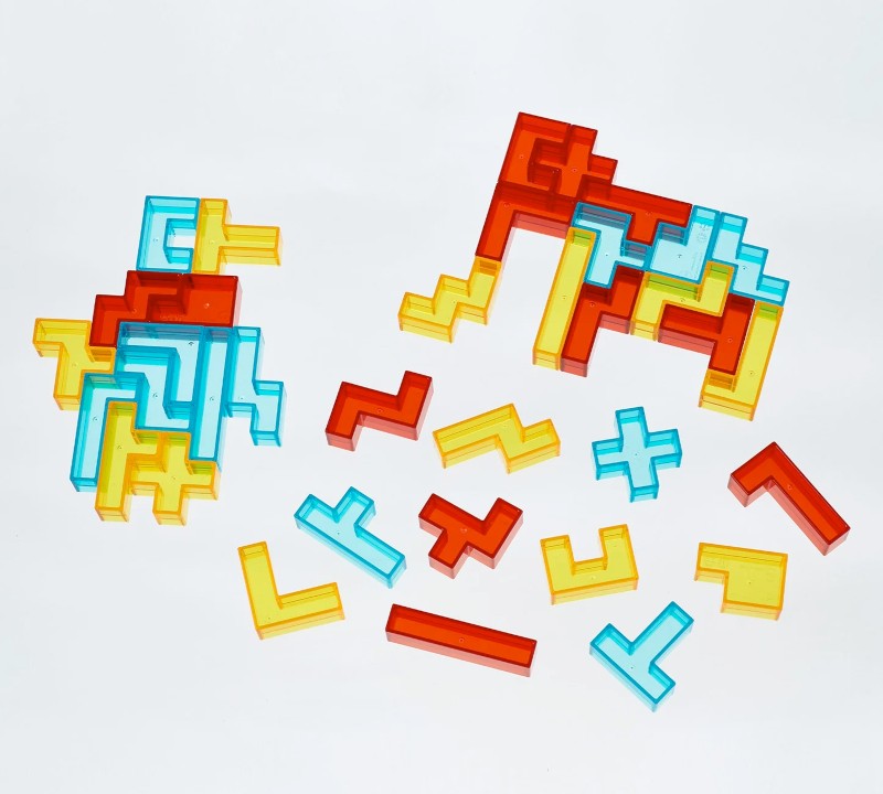 36 piezas de pentominos translúcidos