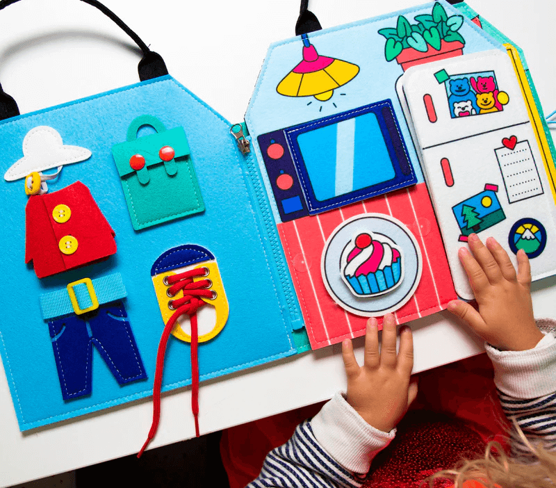 Libro actividades vida práctica Montessori OMY