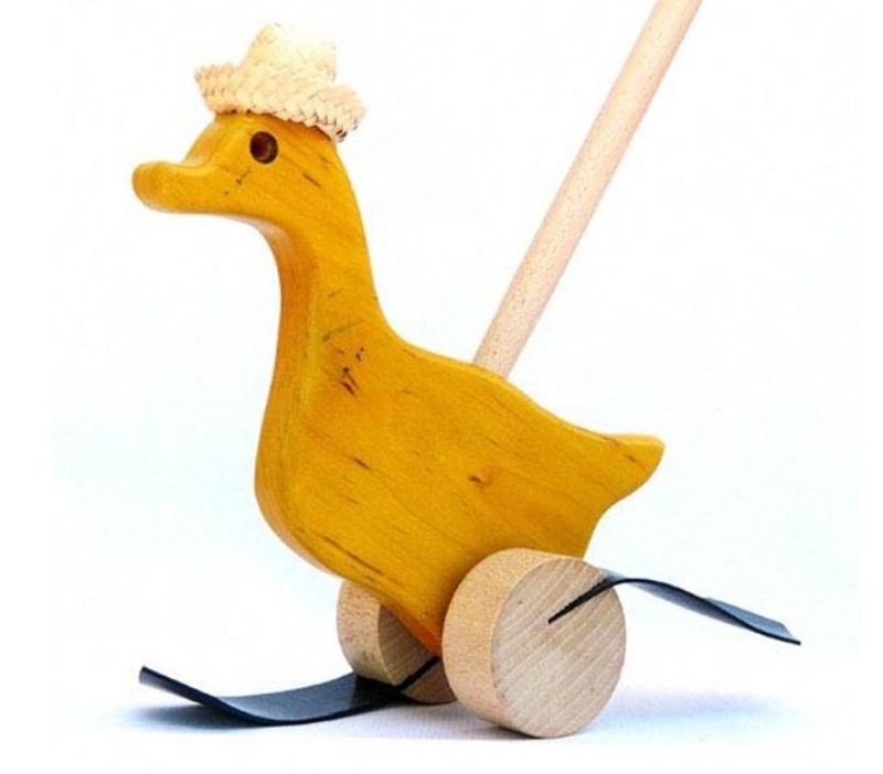 PlanToys Patito De Empuje – Juguete De Arrastre De Madera Con Sonido Flip-Flop Para Bebés +1 Año