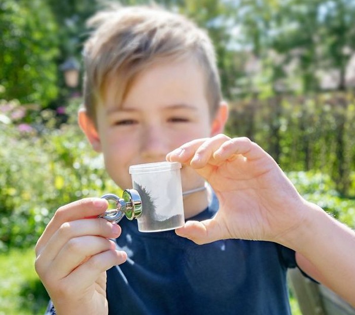 Juego de experimentación con imanes