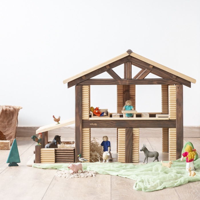 Granja rústica de madera