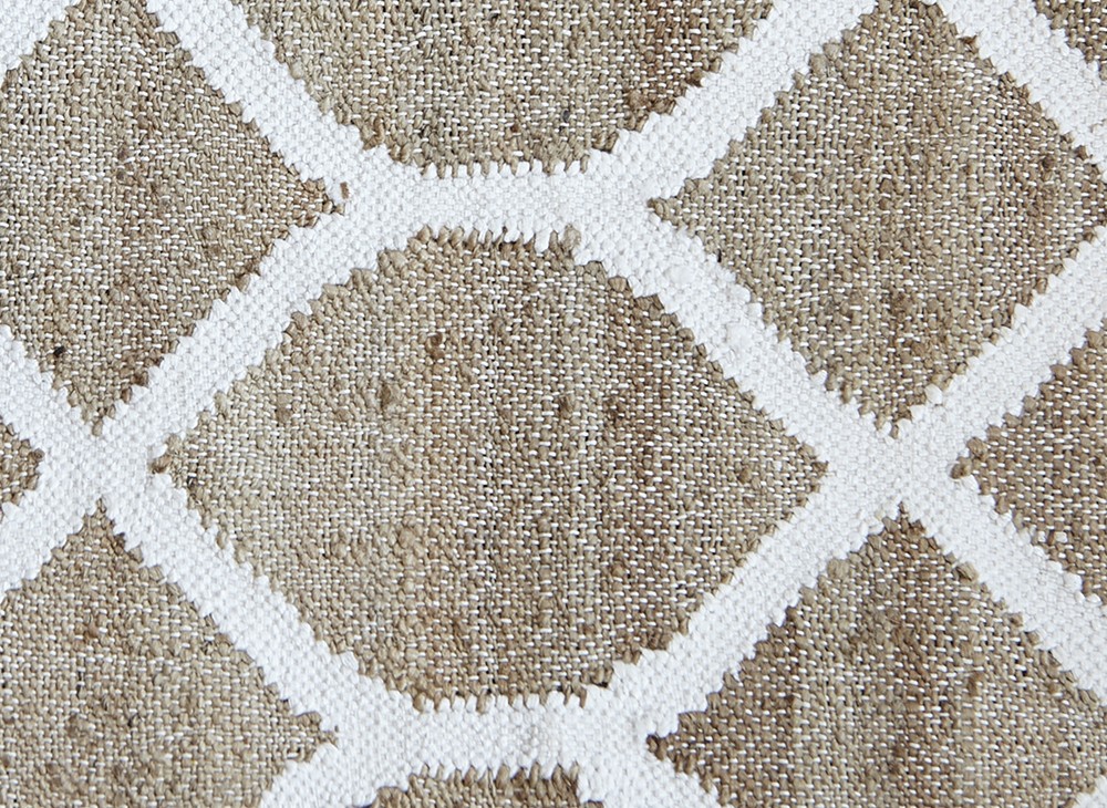 GAN | Kilim Rodas in white