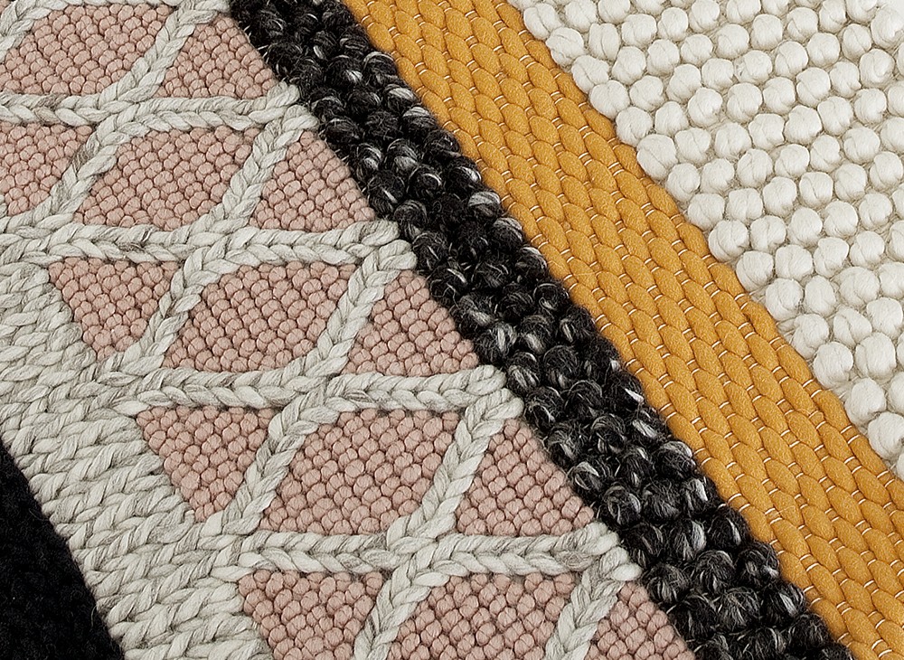 Caramelo Rug GAN | Mangas Original Collection: Caramelo mini rug MM1