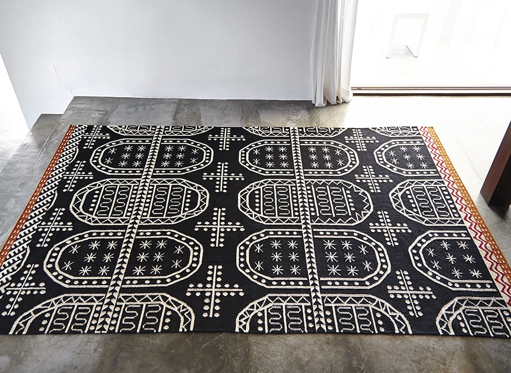 GAN | Kilim Tasili, a rug designed by Sandra Figuerola