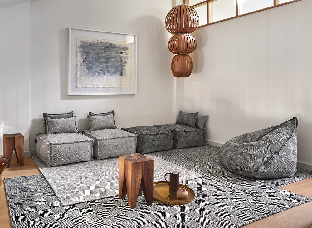 GAN | Sail Collection: Black Rug