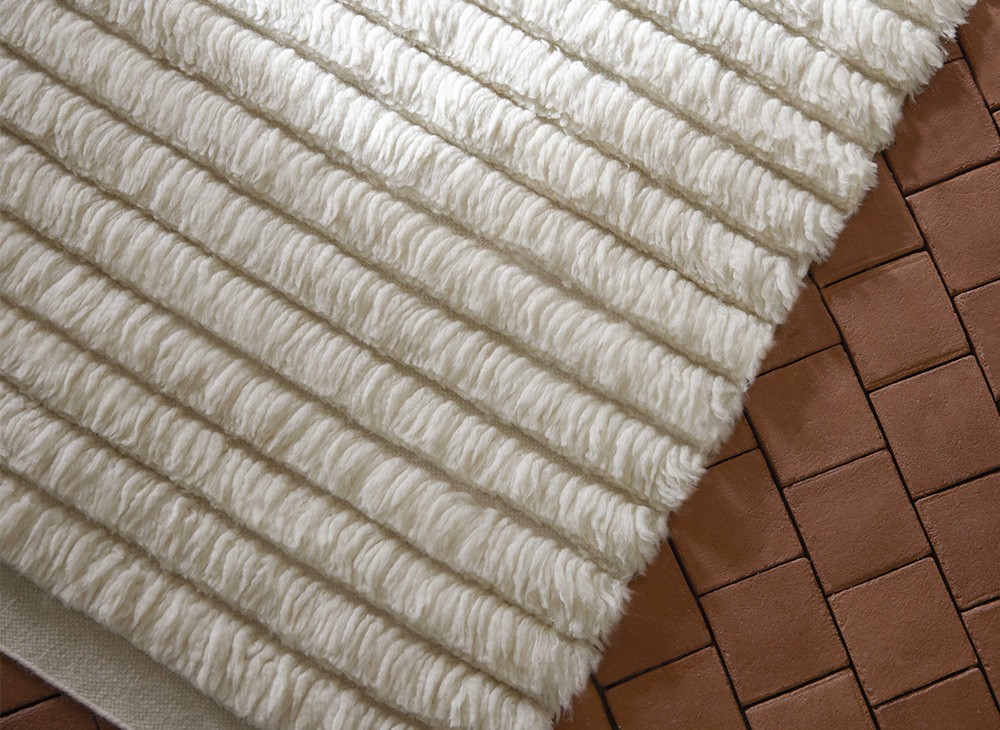 Line Rug All White GAN | White rug from our Lines collection