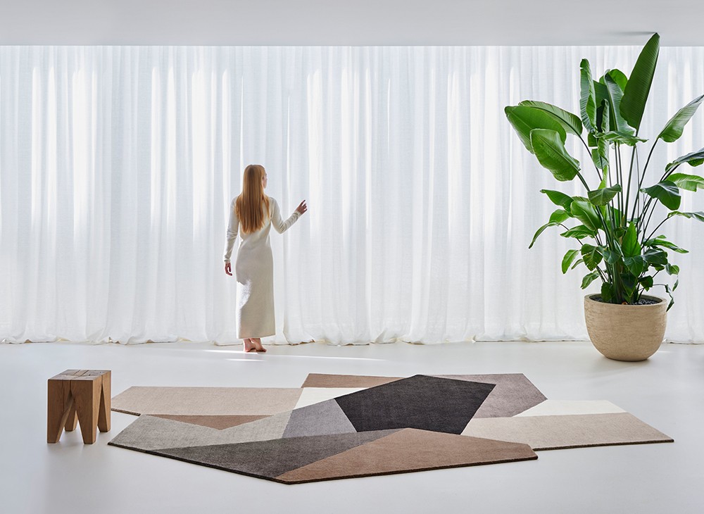 GAN | Rug from the Loko collection model Natural