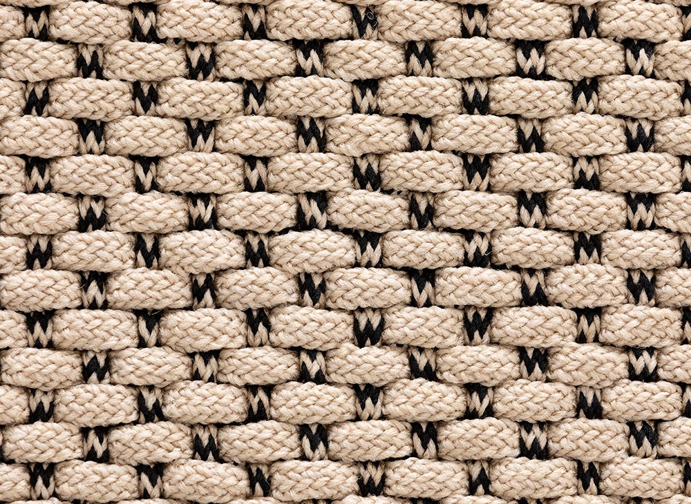 GAN | White rug from our Saline collection