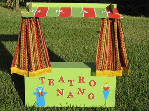 Cómo hacer un teatro de cartón