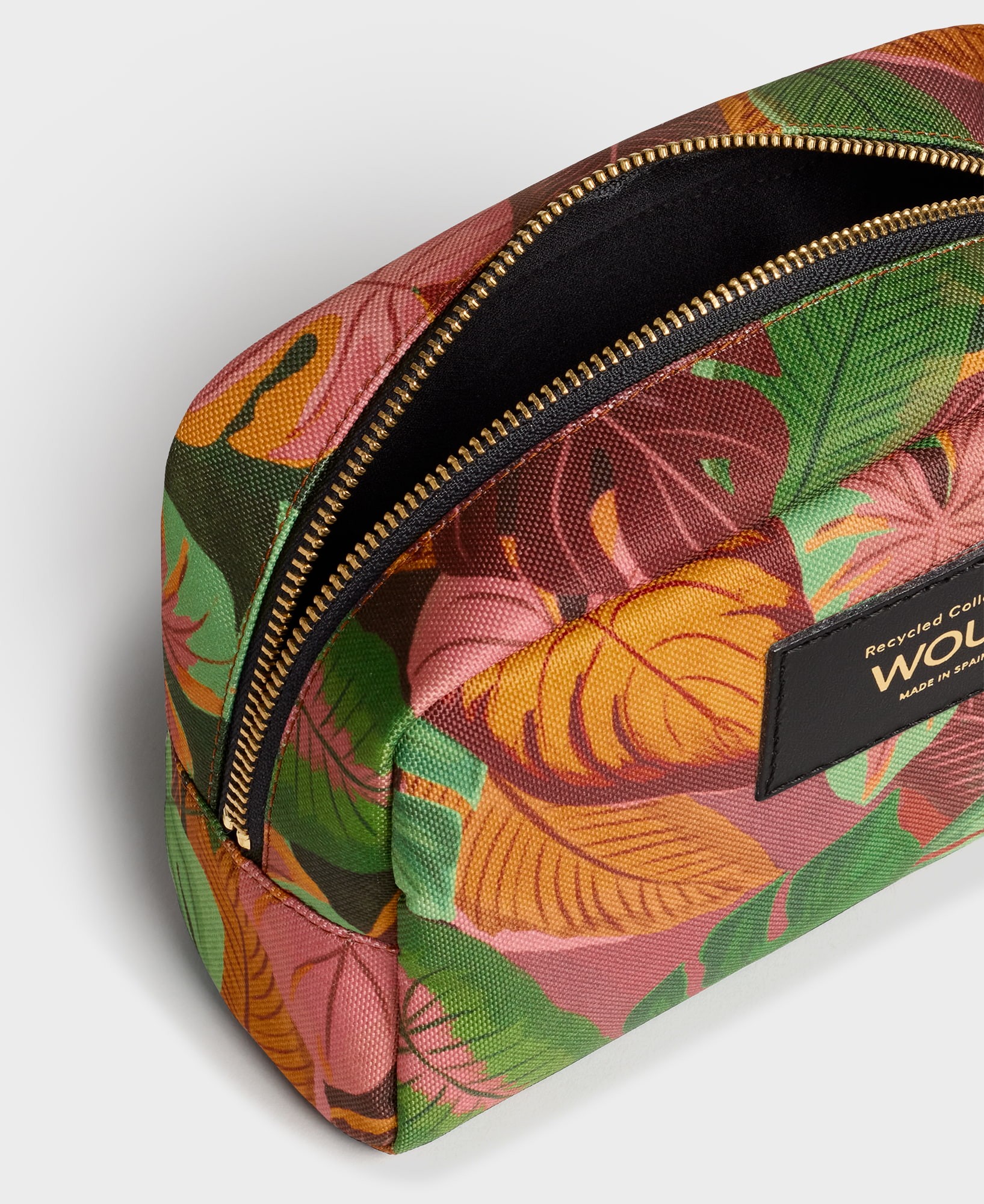 Yucata Large Toiletry Bag